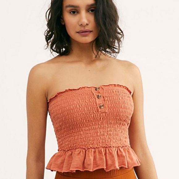 Free People Tops - NWT FREE PEOPLE BABE SMOCKED STRAPLESS TUBE TOP